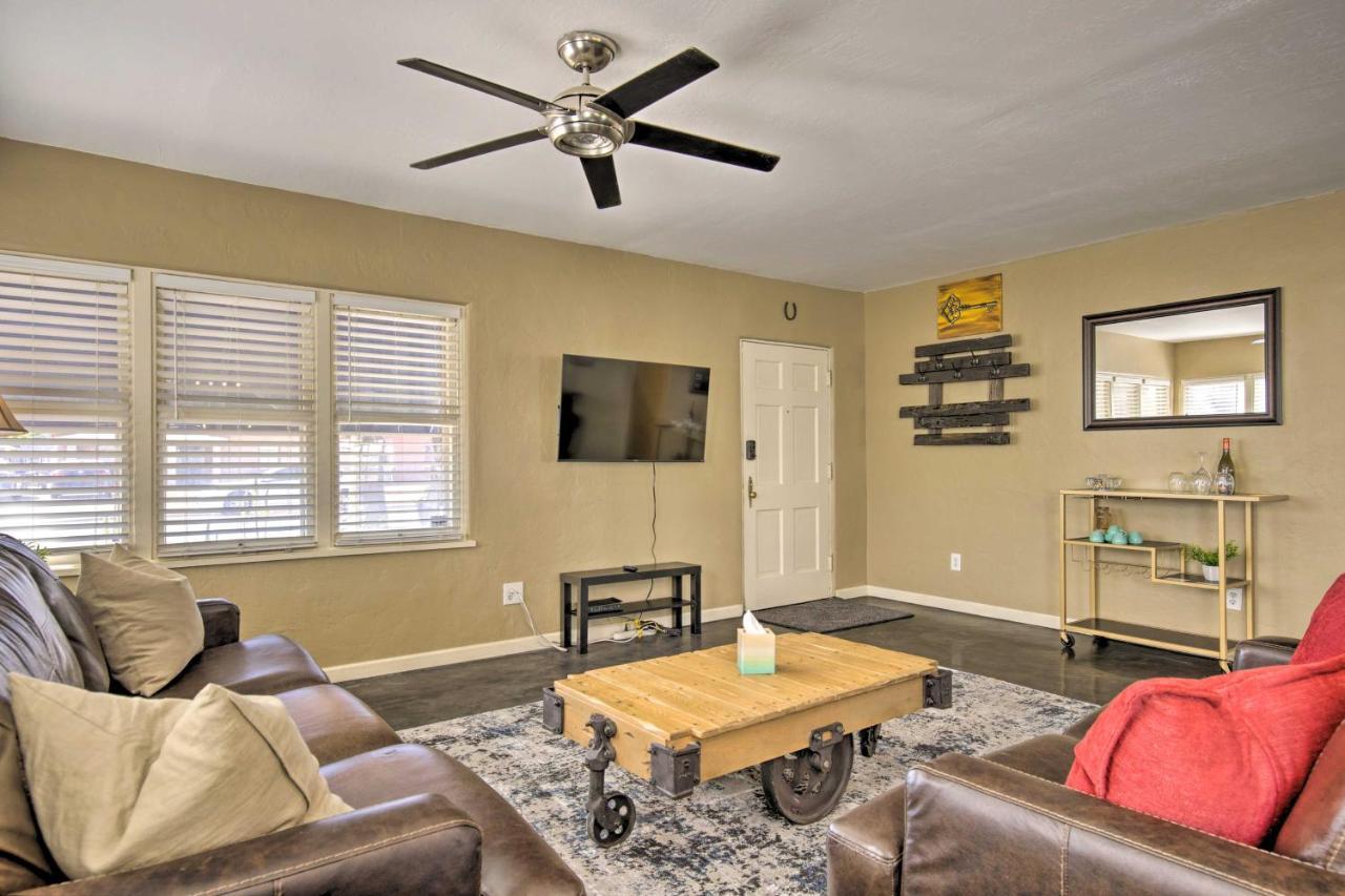 Central Phoenix Cottage With Private Yard! Extérieur photo