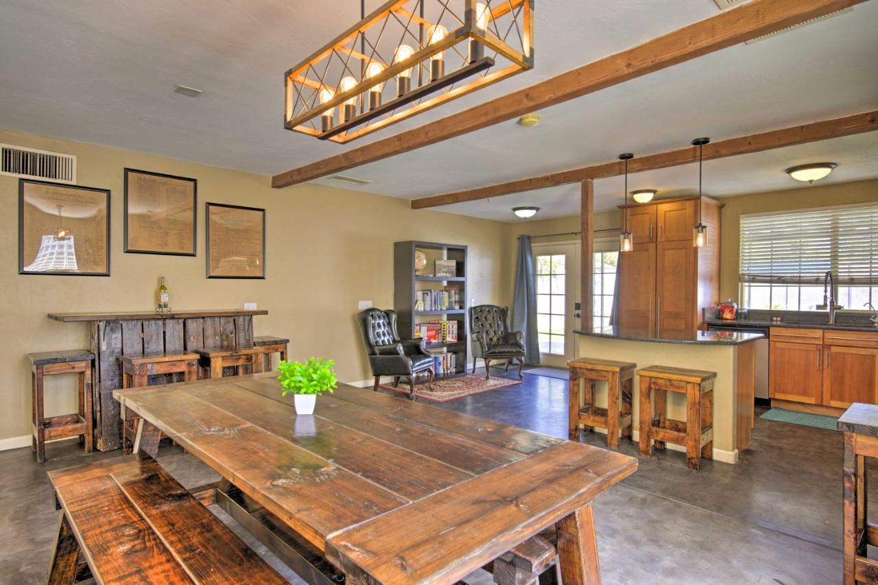 Central Phoenix Cottage With Private Yard! Extérieur photo