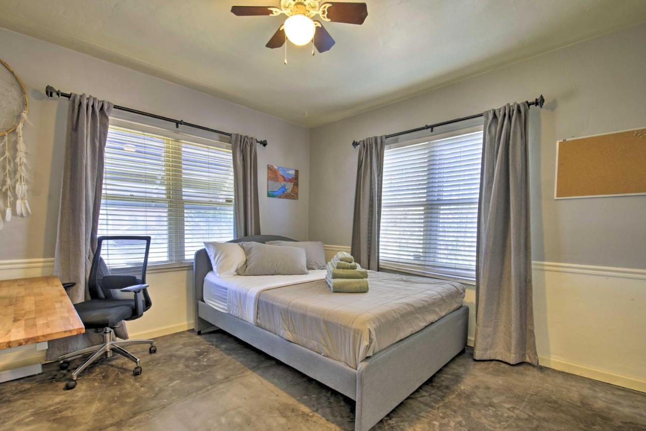 Central Phoenix Cottage With Private Yard! Extérieur photo