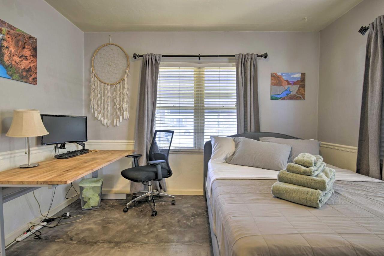 Central Phoenix Cottage With Private Yard! Extérieur photo