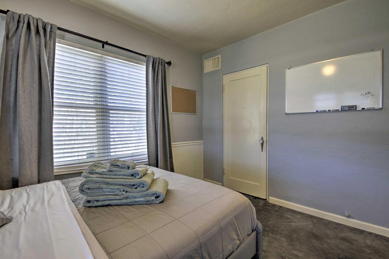 Central Phoenix Cottage With Private Yard! Extérieur photo